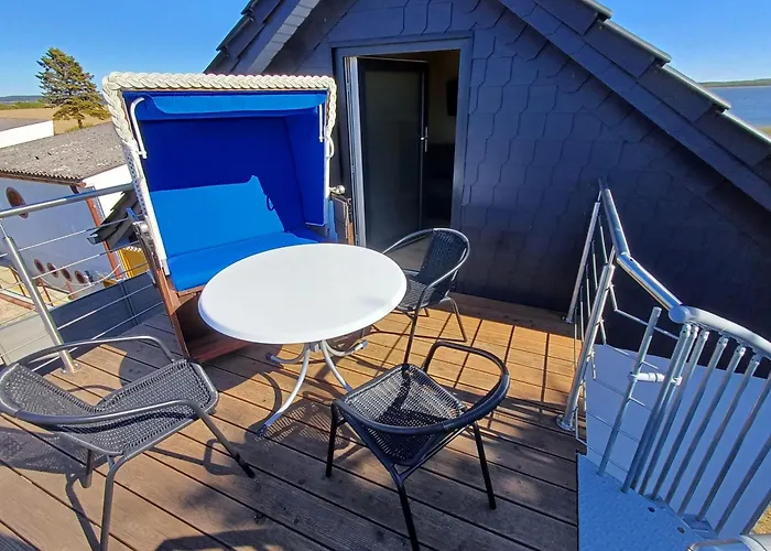 Seglerblick Am Achterwasser *